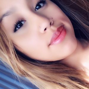 Meet your Posher, Leticia